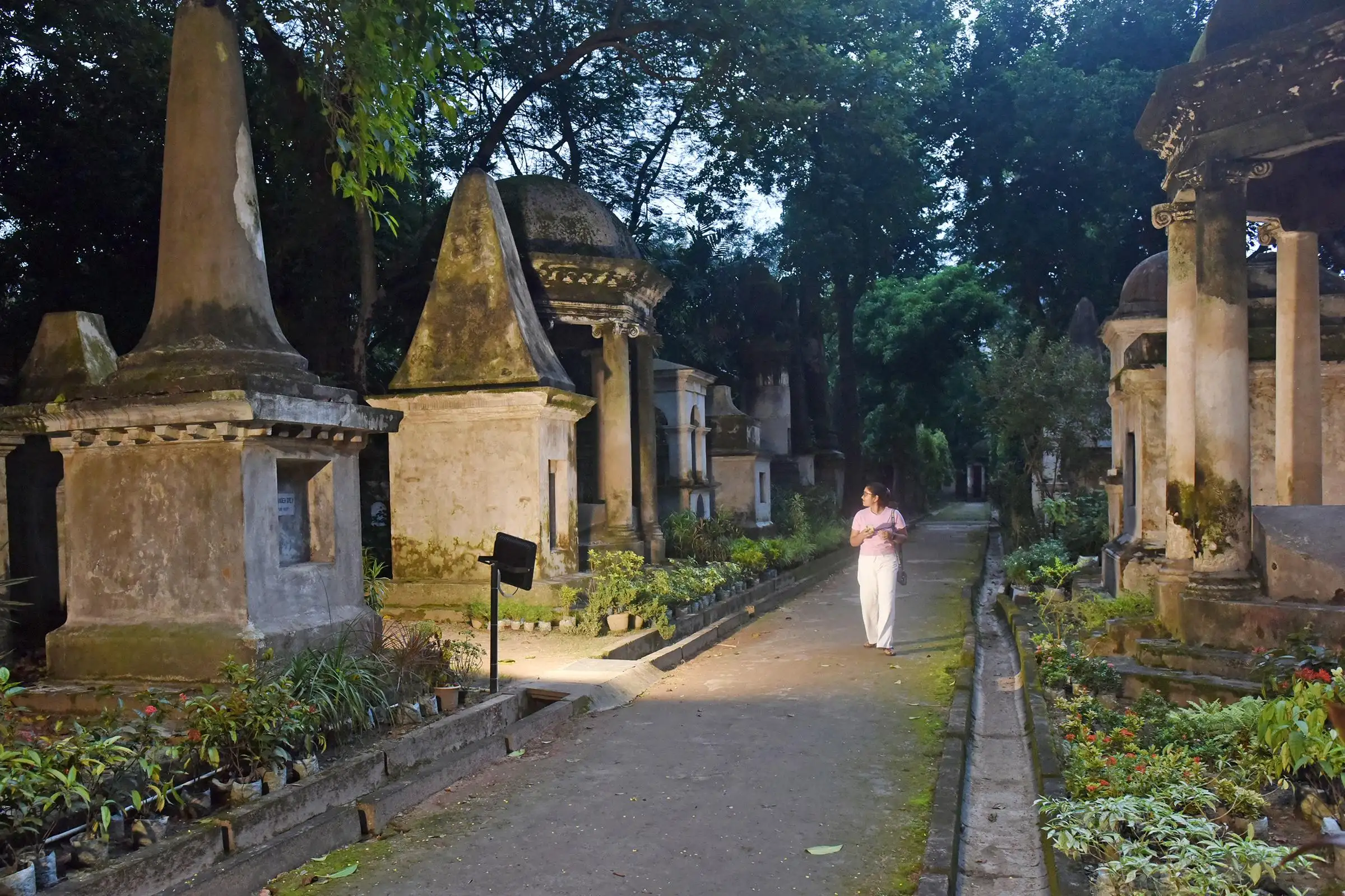 And then there is Park Street, which can take you through nearly three centuries of Kolkata