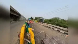 Vaishnavi is among thousands who confronts limited bus connectivity in Pattabiram