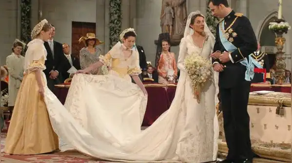 Most expensive wedding gowns in the world — From diamonds to gold