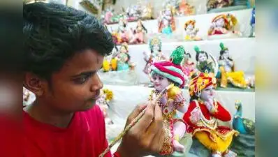 In view of the upcoming Shrikrishna Janmashtami festival, DCP (Traffic) Ravindra Kumar