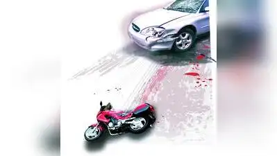 Two women killed as car rams bike near Srivaikuntam in Thoothukudi