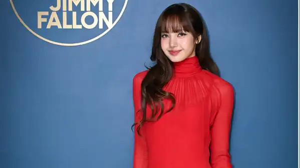 Making her debut on ‘The Tonight Show' starring Jimmy Fallon, the BLACKPINK star stepped out