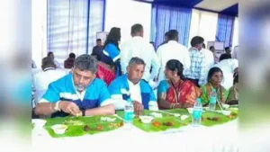 Pourakarmikas requesting that their daily snack allowance be raised from Rs 35 to Rs 50 got