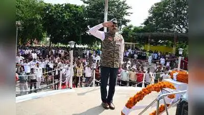 A native of Dhamupur village in Ghazipur district, CQMH Abdul Hamid served with 4 Grenadiers