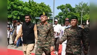 A native of Dhamupur village in Ghazipur district, CQMH Abdul Hamid served with 4 Grenadiers