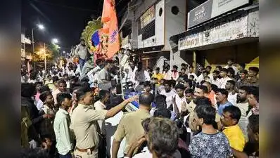 Koppal : Tension prevailed on Jawahar Road in Koppal late on Friday night after a group
