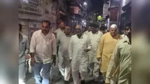 UP Cong chief meets Raza's family, argues cases filed on govt's orders