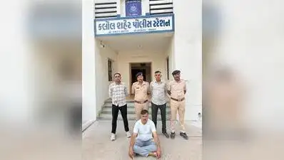 A dispute over money between an estranged couple turned deadly in Kalol when their son, who had