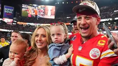 Patrick Mahomes' kids deliver emotional message before his Chiefs return, revealing the special