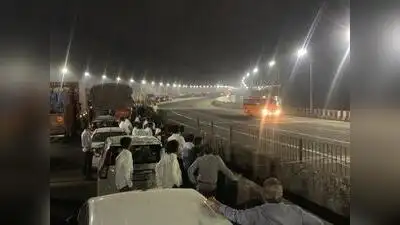 Pune: A massive traffic jam grinded movement on the Mumbai–Pune expressway to a standstill