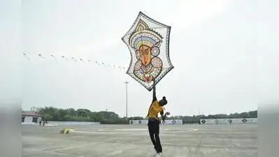 Kol kite show paves way for palash, tea festivals — Celebrating culture