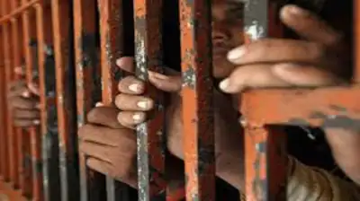 'Snake stone' scam leads to murder; 6 receives life