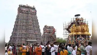 Amid vedic chants and Tamil hymns, the maha kumbabhishekam (consecration) ceremony of Meenakshi