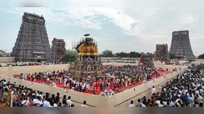 Crowd pressure and confusion over access marked parts of the Meenakshi Amman Temple