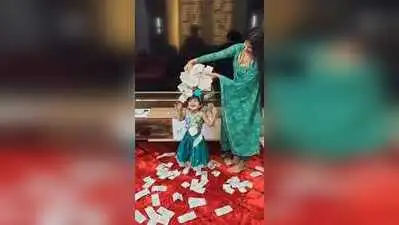 The haul included 120 sovereigns of gold ornaments, diamond jewellery and ₹50,000 in cash