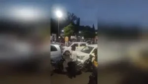 Traffic blocked near Vishrantwadi police station