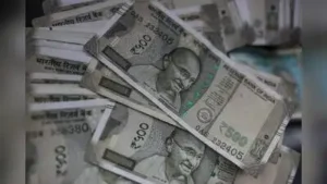 Mumbai: A 33-year-old Andheri homemaker fell prey to a cyber fraud where she was promised Rs