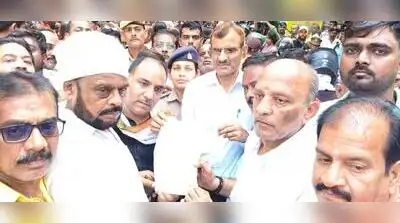 Alleging irregularities in the 2024 Lok Sabha election, they demanded the cancellation