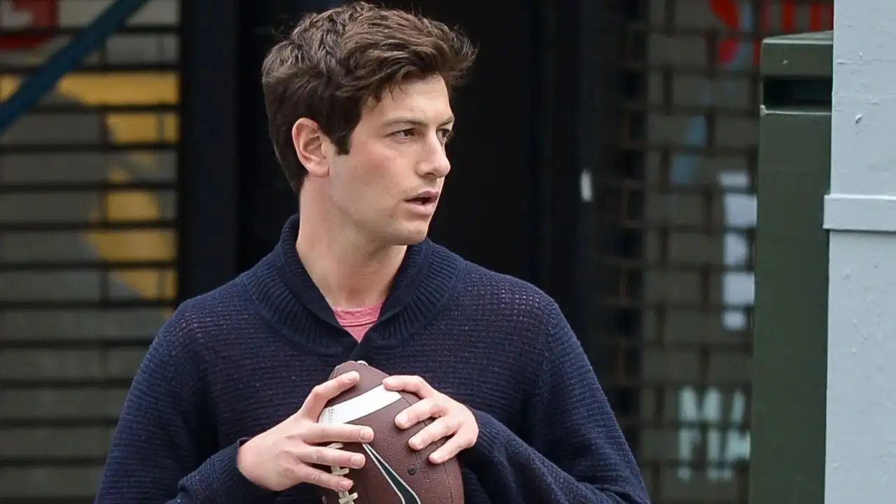 Bob Iger and Josh Kushner have reportedly agreed to buy the franchise from Mark Walter