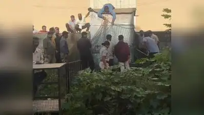 Forest dept rescues 5-month-old leopard in two-hour operation at Satara village
