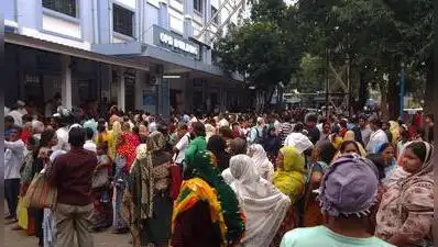 Kolkata: Three men have been arrested on Wednesday for allegedly running a tout racket