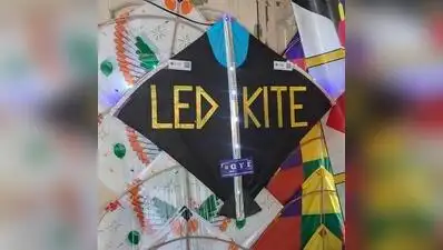 LED kites, fitted with lightweight strips and small batteries, allow revellers to take