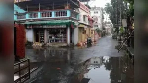 Kolkata: An unidentified man got down from a vehicle and snatched a gold chain