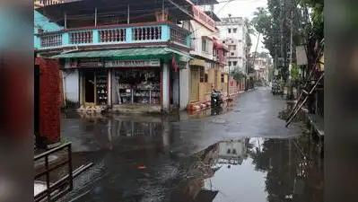 Kolkata: An unidentified man got down from a vehicle and snatched a gold chain
