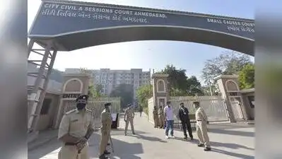 Lawyers protest shift of rent case jurisdiction from courts to revenue officials