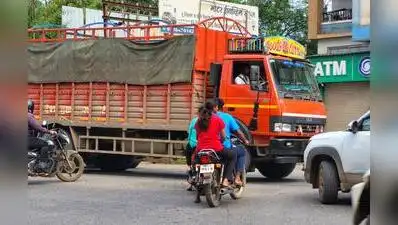 Haphazard traffic movement at Undri Chowk, where the accident occurred on Monday