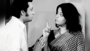 Daughter of an air force officer, Mithu belonged to the Mukherjee family of Pathuriaghata