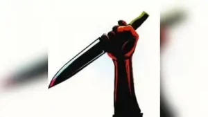 Chennai: Three unidentified men stabbed a 29-year-old water can supplier and snatched