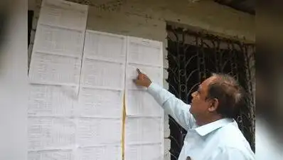Congress functionary Sandesh Kondvilkar said election authorities must publish a booth-wise