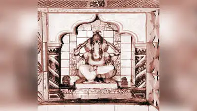 Azad Hind Mandal in Amravati has entered 99th year of Ganeshotsav
