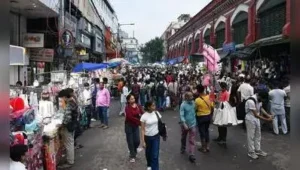KMC-cop drive against illegal hawkers promises relief: The wider industry impact