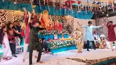 Marathi-speaking residents of Karachi in Pakistan prepare for and celebrate Ganeshotsav