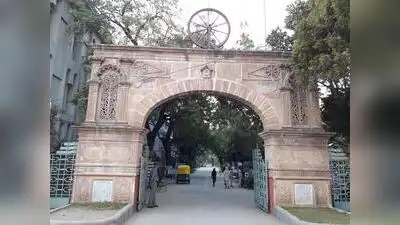 A controversy has erupted at Gujarat Vidyapith after members of Akhil Bharatiya Vidyarthi