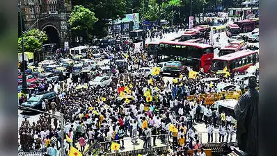 Mumbai: The Matang community protested near BMC headquarters and outside Azad Maidan Tuesday