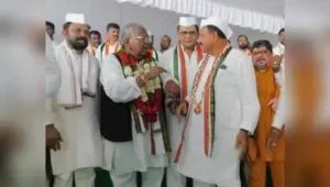 TPCC president and MLC B Mahesh Kumar Goud on Sunday said that in a democracy, the Leader