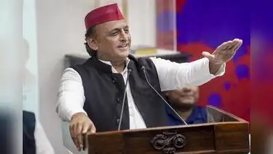 Akhilesh takes dig at BJP over Bareilly meet turnout