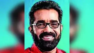Salam demanded that Sudhakaran publicly disclose details of land and flats purchased in his own