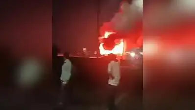 Kanpur: Around 40 passengers escaped unharmed after a private double-decker bus travelling