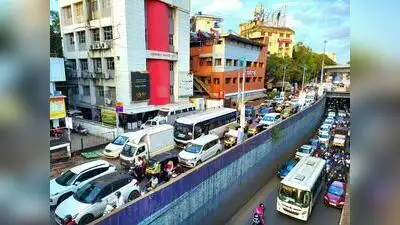 Vehicular movement at and around Swargate Chowk disrupted during BJP function