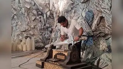 Mahendra Potdar, a Bollywood set designer, designed a Shambala-themed pandal