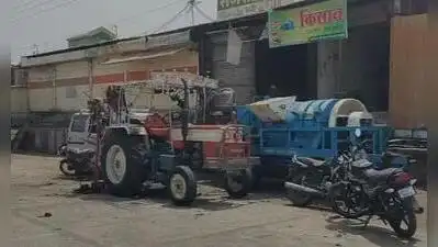 Four people were killed and three others were injured after a metal container carrying gelatin