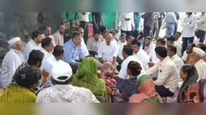 Addressing protesters, Pawar alleged that govt tried to weaken the agitation by exerting