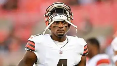 Deshaun Watson's Browns return sparks brutal criticism as coach Quincy Avery fires back