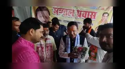 Regarding claims by the SP chief about the 2027 assembly polls, he said, “Akhilesh has now