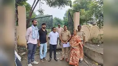 On September 4 — exactly seven months on — a grave at Mokshadham Ghat was opened