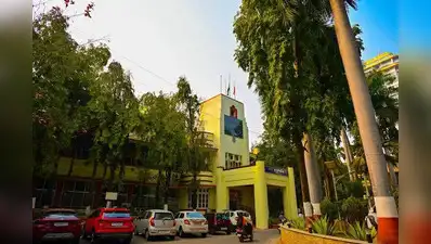 Nehru Ngr budget held up in tussle between officials & office-bearers